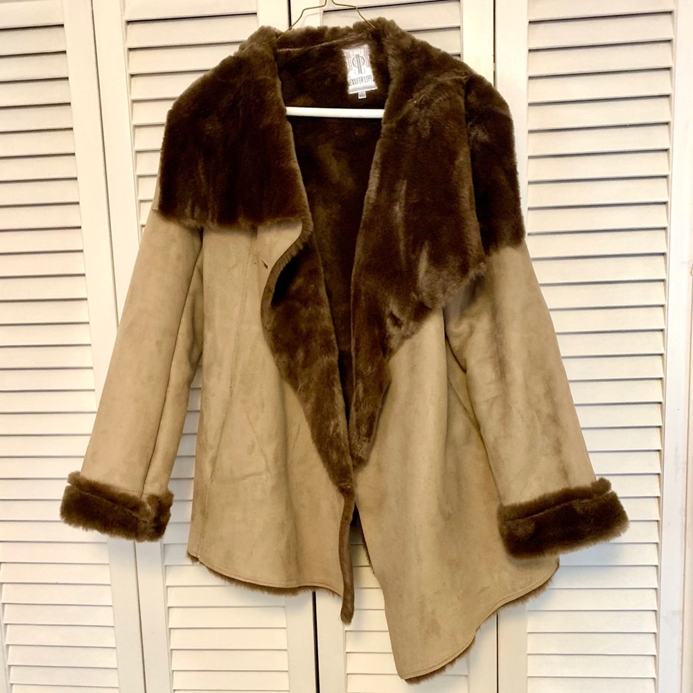Jennifer Lopez suede fur coat